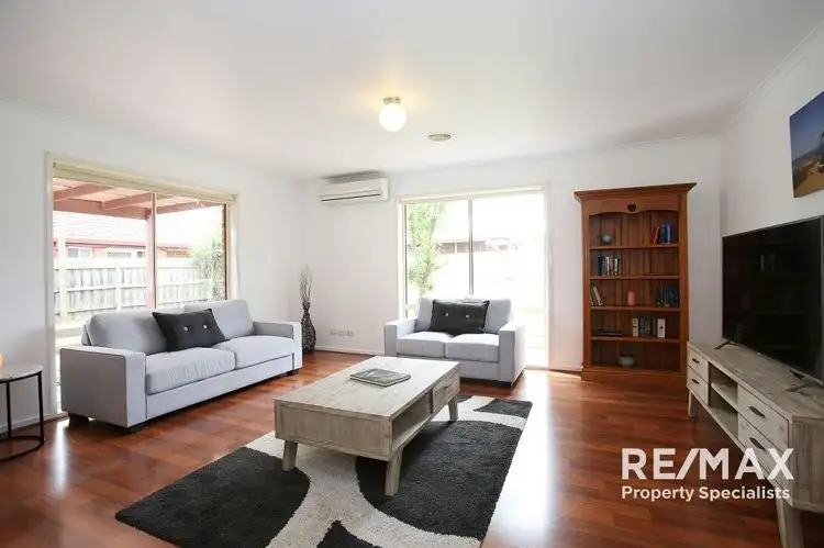 Fourth view of Homely house listing, 7 Greenlea Grove, Hampton Park VIC 3976