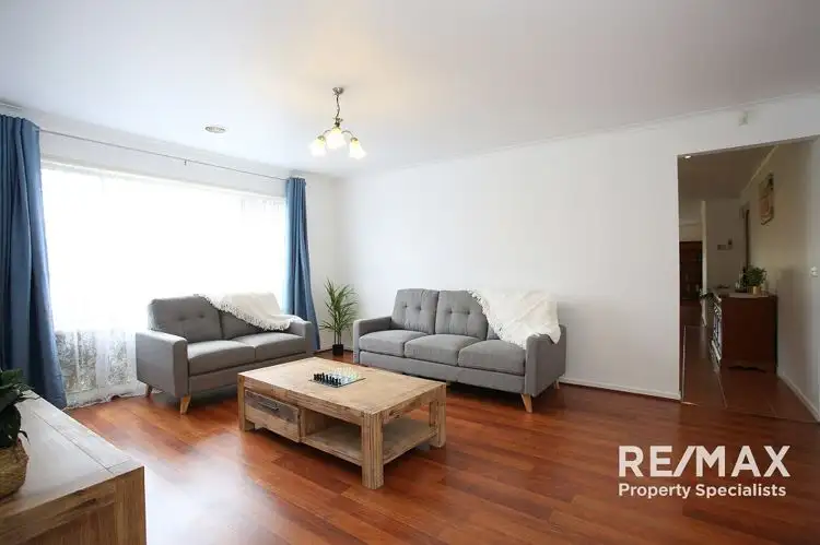 Fifth view of Homely house listing, 7 Greenlea Grove, Hampton Park VIC 3976