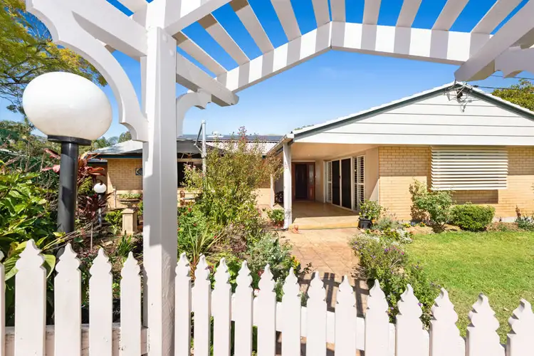 1 Ferris Street, Coorparoo QLD 4151