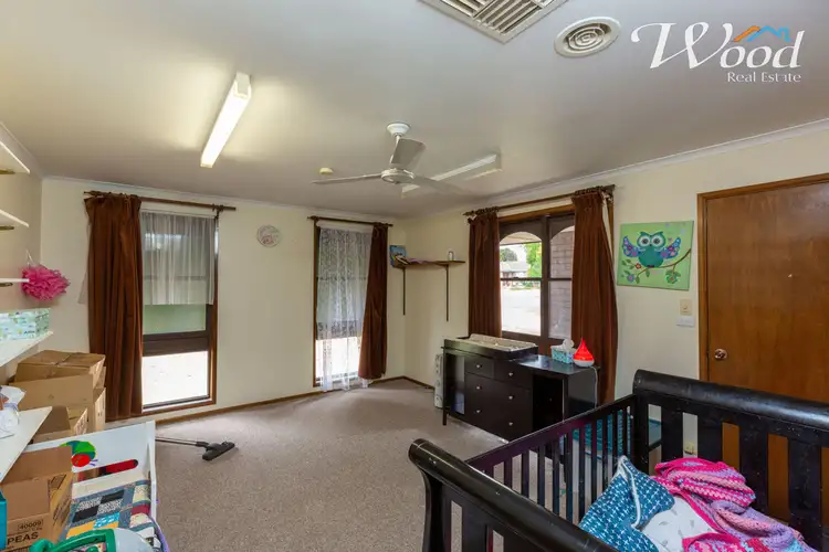Fifth view of Homely house listing, 562 Iluka Crescent, Lavington NSW 2641