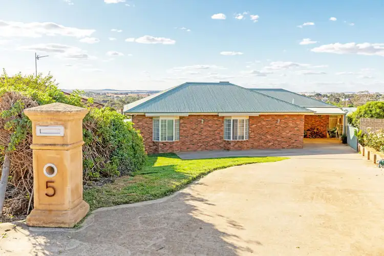 Second view of Homely house listing, 5 Cassia Way, Junee NSW 2663