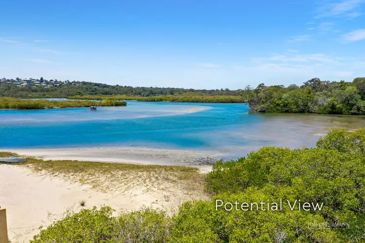 31 Dolphin Crescent, Noosaville QLD 4566