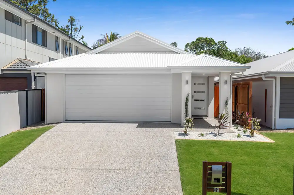Main view of Homely house listing, 69 Hutton Aveue, Wynnum QLD 4178