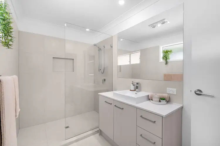 Seventh view of Homely house listing, 69 Hutton Aveue, Wynnum QLD 4178