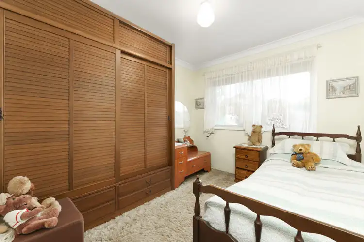 Sixth view of Homely house listing, 4 Friar Place, Ingleburn NSW 2565