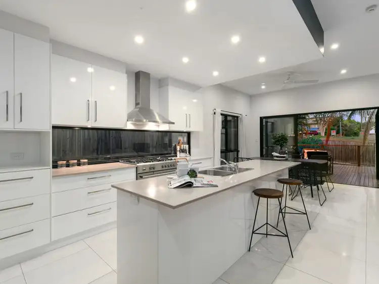 18a Manin Street, Wynnum QLD 4178
