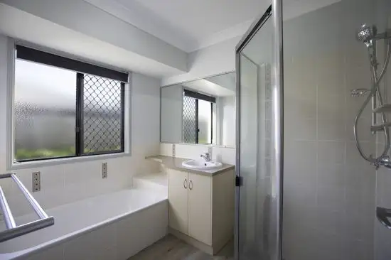 Sixth view of Homely house listing, 5 Carlow Close, Rural View QLD 4740