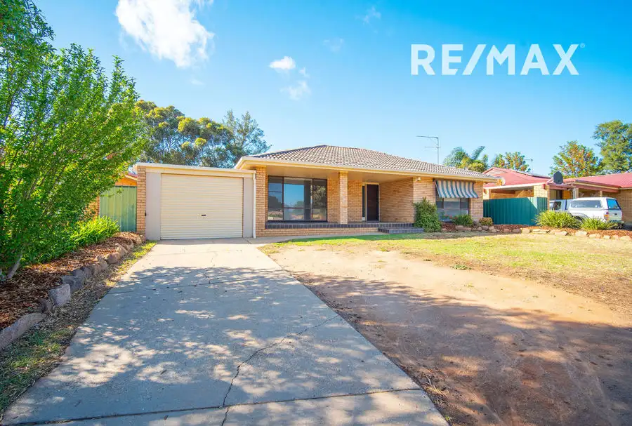 Main view of Homely house listing, 72 Huthwaite Street, Mount Austin NSW 2650