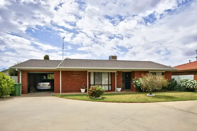 Main view of Homely townhouse listing, 5/427 Wood St, Deniliquin NSW 2710