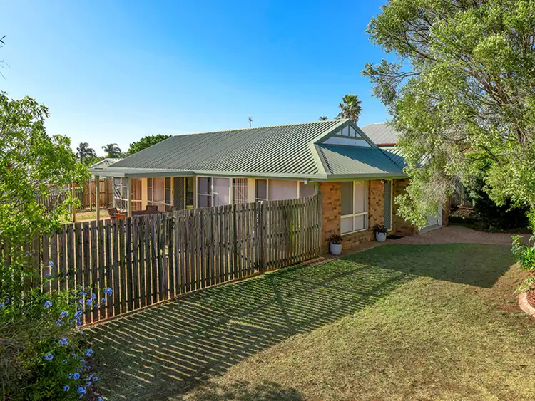 5 Honeysuckle Drive, Glenvale QLD 4350