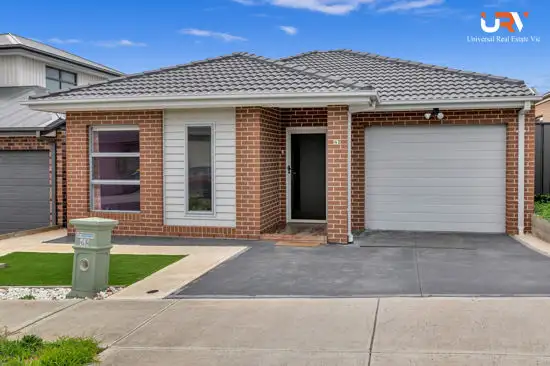 42 Natural Drive, Craigieburn VIC 3064