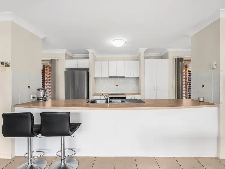 40 Nullarbor Cct, Forest Lake QLD 4078
