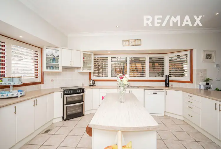 Fifth view of Homely house listing, 32 Allambie Way, Mount Austin NSW 2650