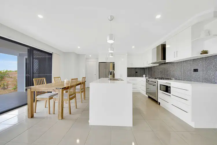 24 San Marino Way, Zilzie QLD 4710