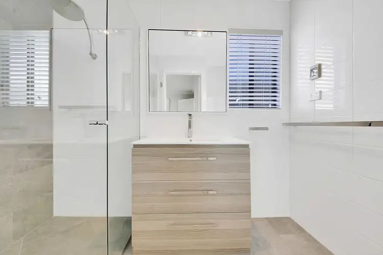 Second view of Homely house listing, 24 San Marino Way, Zilzie QLD 4710