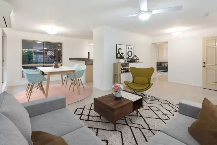 Third view of Homely house listing, 8 Carlton Court, Carindale QLD 4152