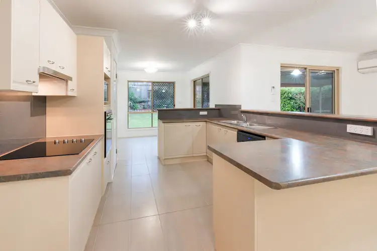Fourth view of Homely house listing, 8 Carlton Court, Carindale QLD 4152