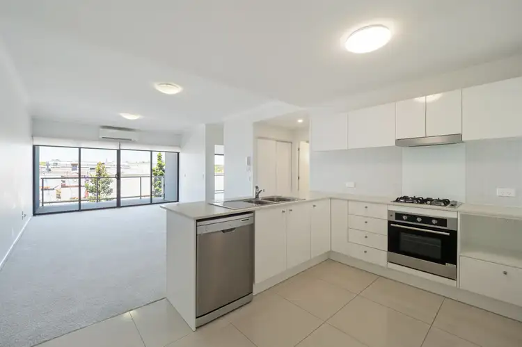 2305/19 Playfield Street, Chermside QLD 4032