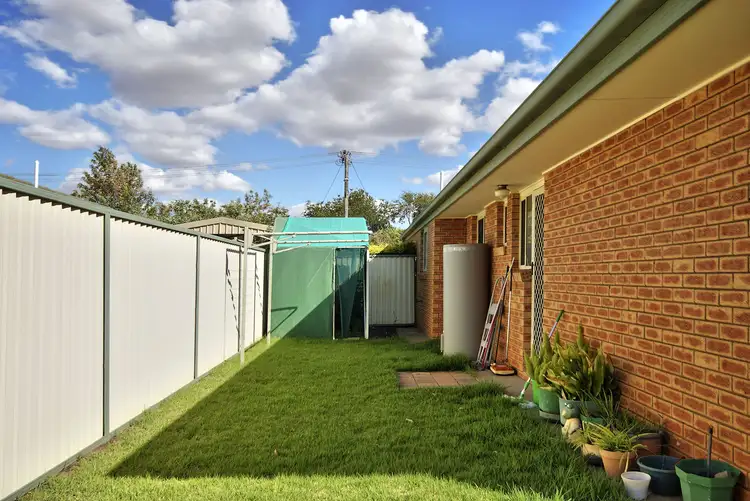 Seventh view of Homely house listing, 6 Norris Crt, Deniliquin NSW 2710