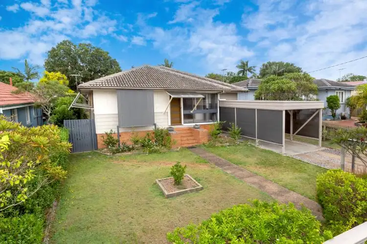 Main view of Homely house listing, 31 Essey Street, Clontarf QLD 4019