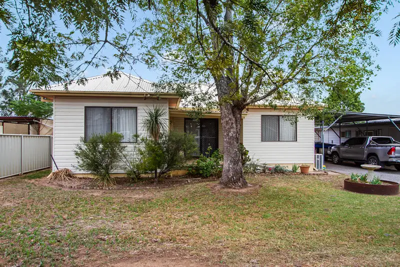 Main view of Homely house listing, 2 Bruce Street, Tamworth NSW 2340
