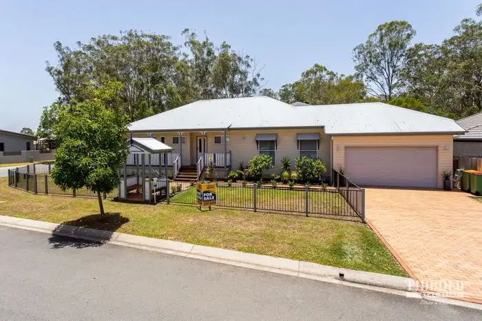 Second view of Homely house listing, 8 Bream Place, Redland Bay QLD 4165