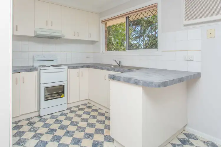 Fourth view of Homely house listing, 5 Davlyn Drive, Andergrove QLD 4740