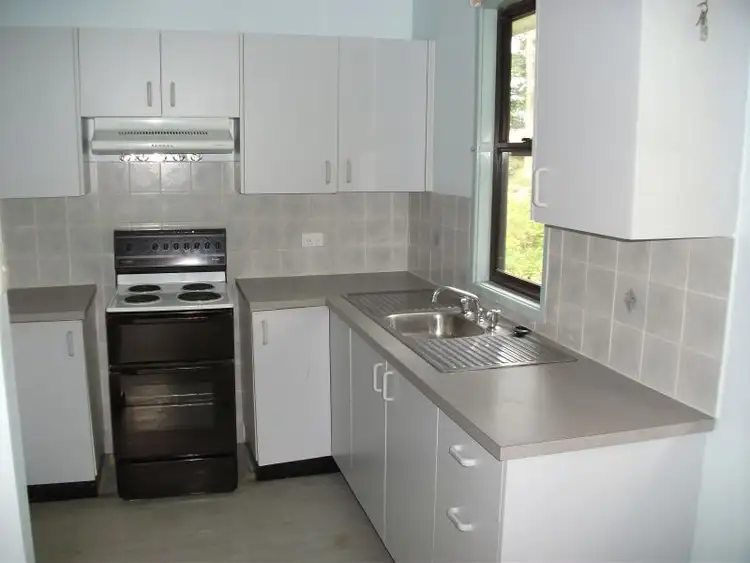 Second view of Homely house listing, 7 Nathan Place, Lake Haven NSW 2263