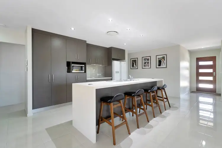 Fourth view of Homely house listing, 7 Leura Court, Glenella QLD 4740