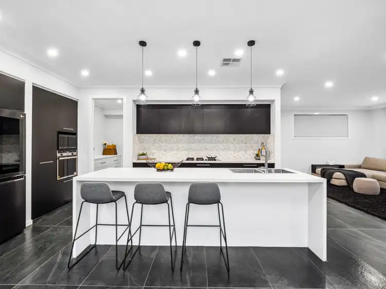 Fifth view of Homely house listing, 2 Parsons Circuit, Kellyville NSW 2155