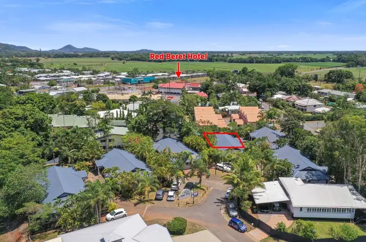 6/4-10 Hedley Close, Redlynch QLD 4870