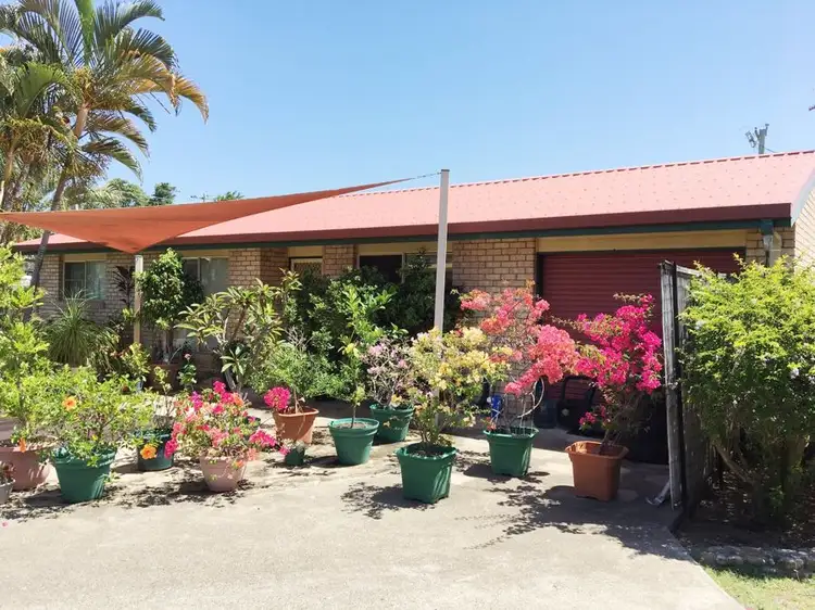 UNITS 1 & 2 /3 PETERS AVE, Midge Point QLD 4799