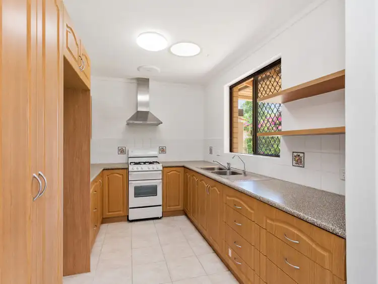 Sixth view of Homely villa listing, 3 Dalmatia Place, Como WA 6152