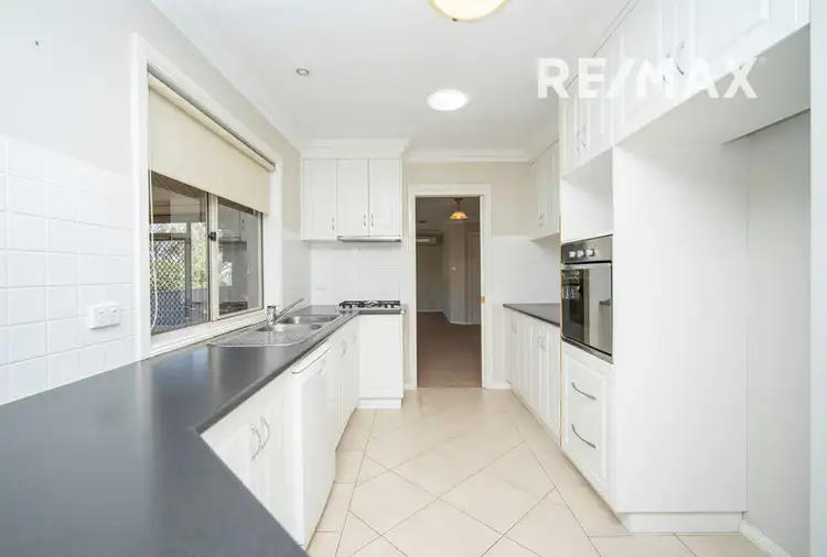 Fifth view of Homely house listing, 10 Hudson Drive, Lloyd NSW 2650