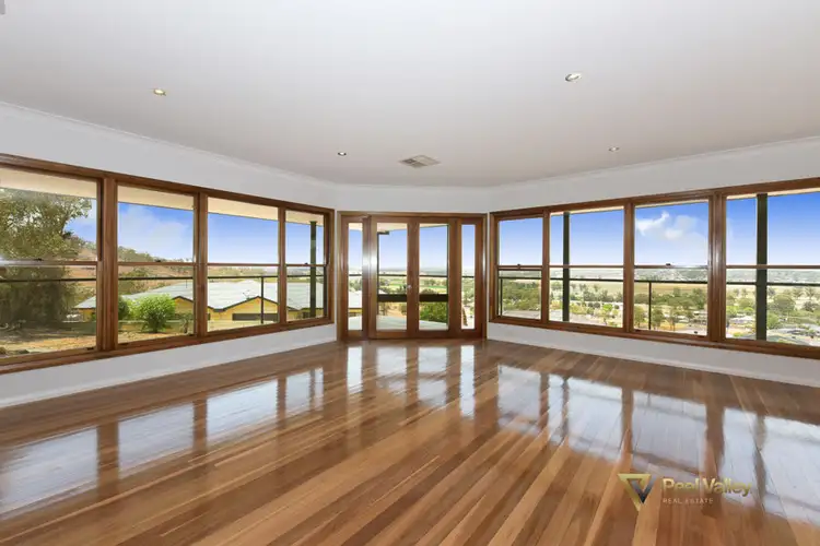 Second view of Homely house listing, 7 Glenview Place, Tamworth NSW 2340