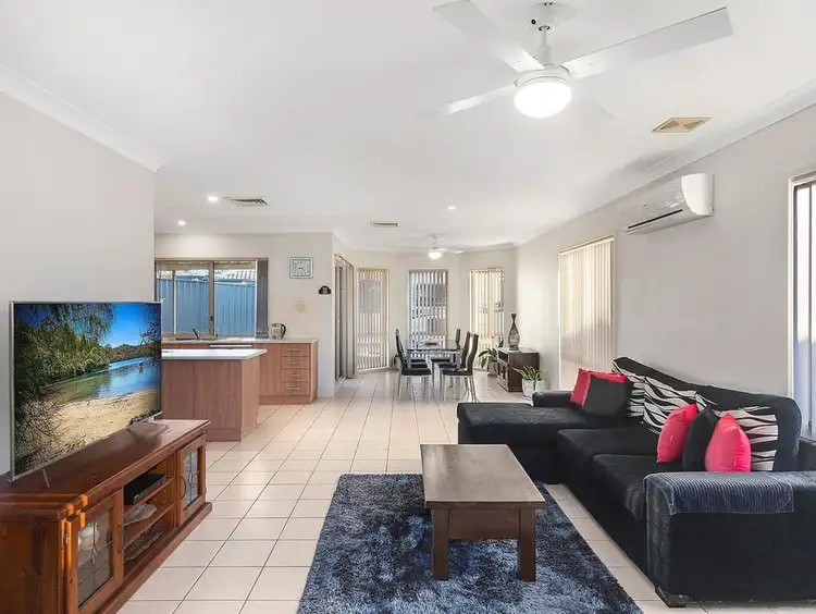 Second view of Homely house listing, 7 Mebbin Circuit, Woongarrah NSW 2259