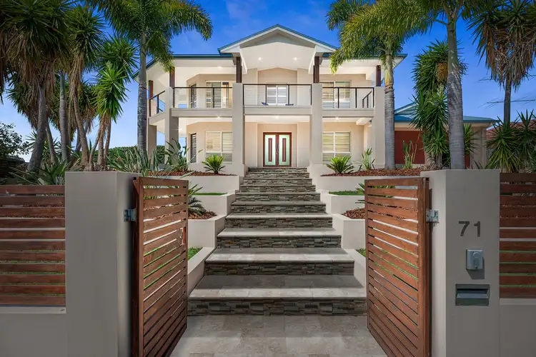 71 Midway Terrace, Pacific Pines QLD 4211