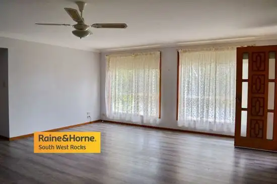 Fourth view of Homely villa listing, 1/11 Government Road, South West Rocks NSW 2431
