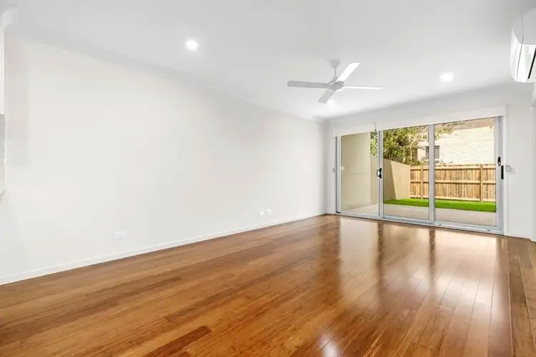 1/17 Dowar Street, Coorparoo QLD 4151