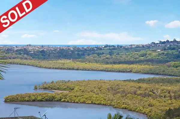 4 Vail Court, Bilambil Heights NSW 2486