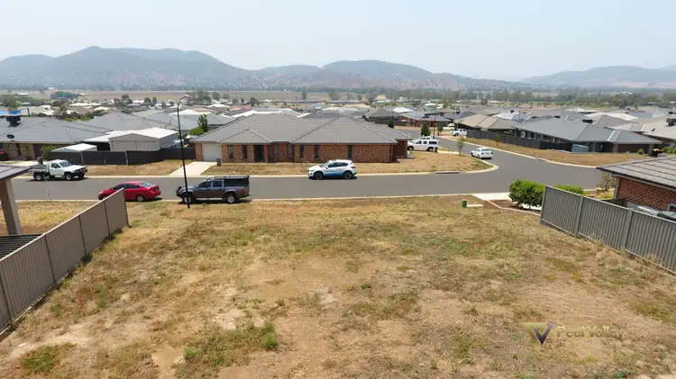 8 Ibis Street, Tamworth NSW 2340