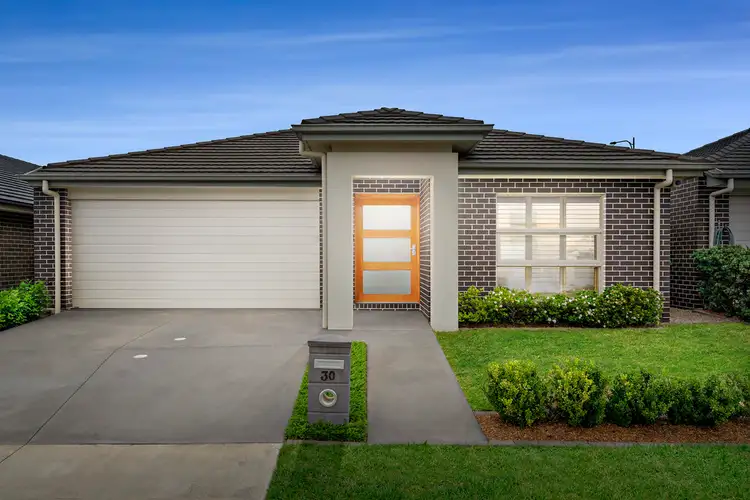 30 Northridge Drive, Jordan Springs NSW 2747