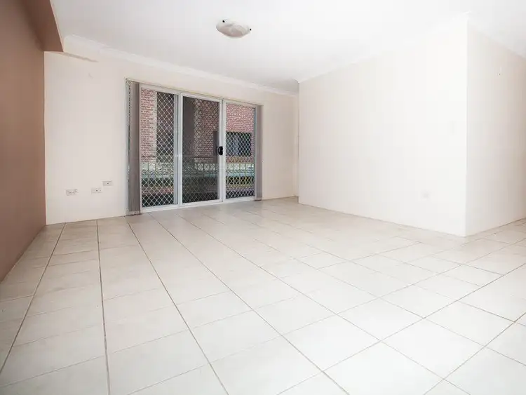 Third view of Homely unit listing, 14/12-16 Toongabbie Rd, Toongabbie NSW 2146