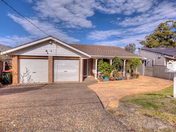 208 Macquarie Rd, Greystanes NSW 2145