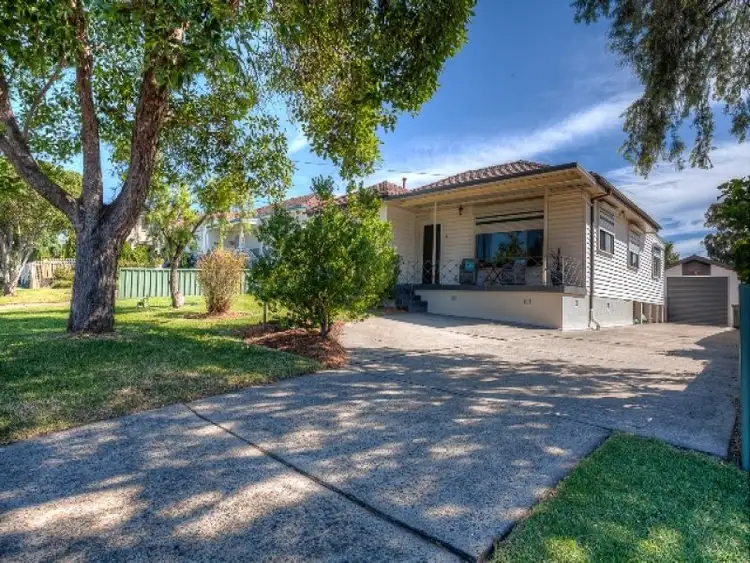 21 Frederick St, Pendle Hill NSW 2145