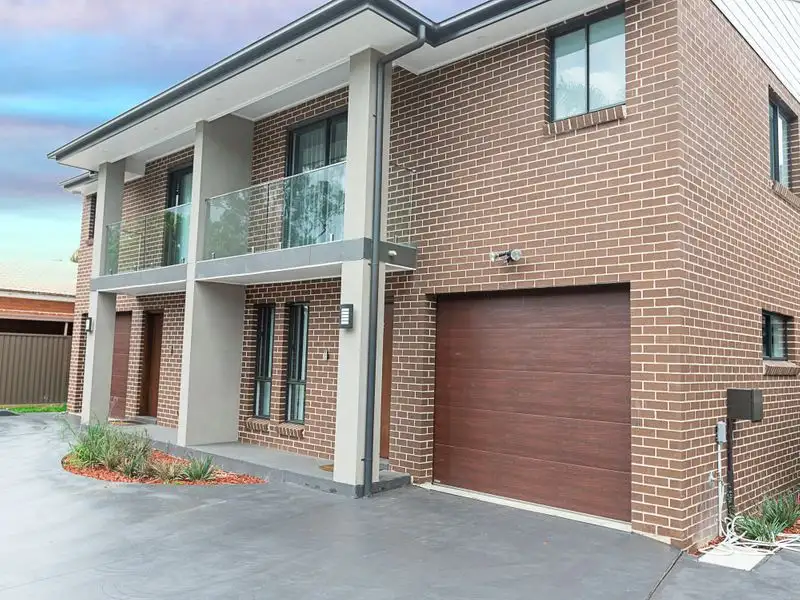 Main view of Homely townhouse listing, 2/192 Railway Road, Quakers Hill NSW 2763