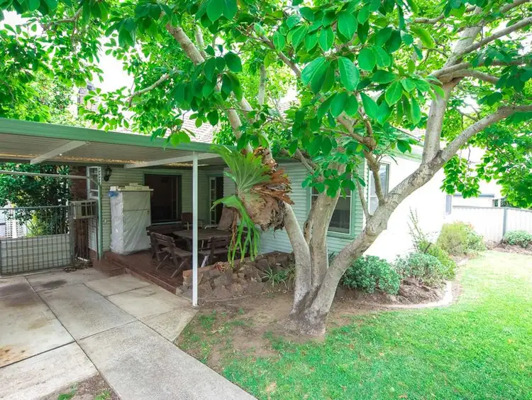 32 Rowley Street, Pendle Hill NSW 2145