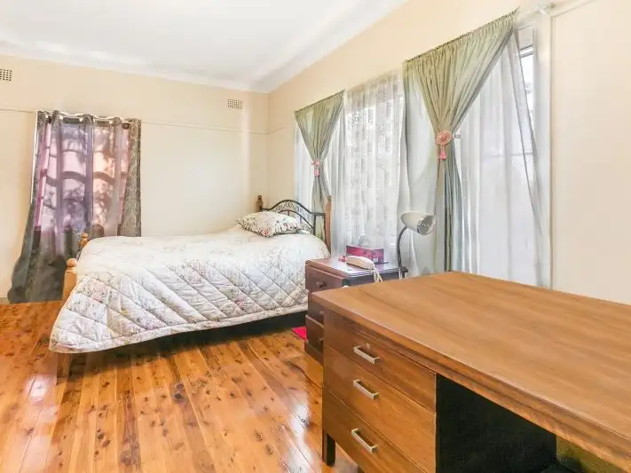 Fifth view of Homely house listing, 28 Toohey Avenue, Westmead NSW 2145