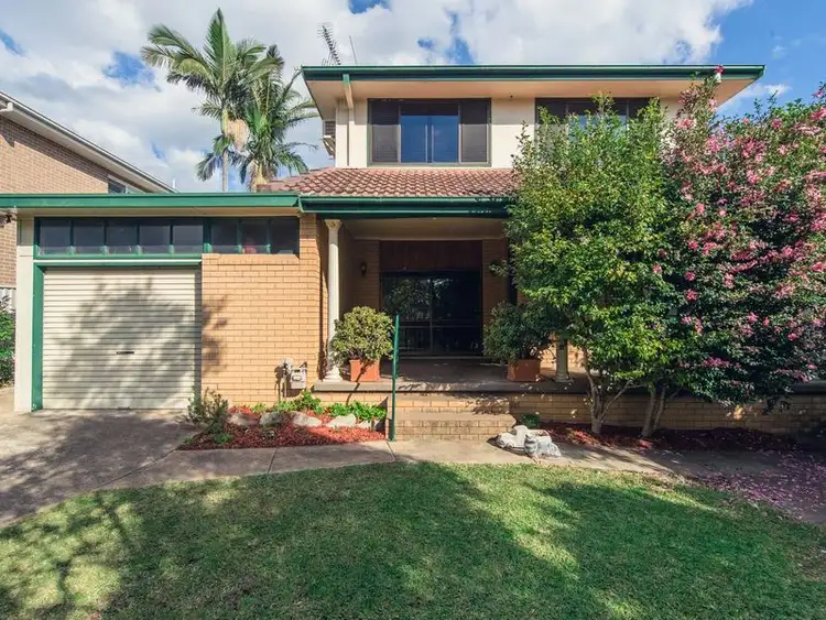 22 Bulli Road, Toongabbie NSW 2146