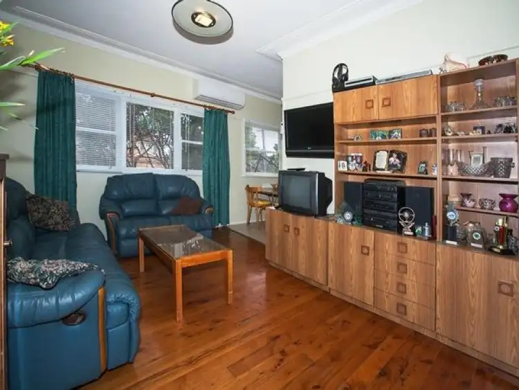 Second view of Homely house listing, 6 Flamingo Pl, Pendle Hill NSW 2145